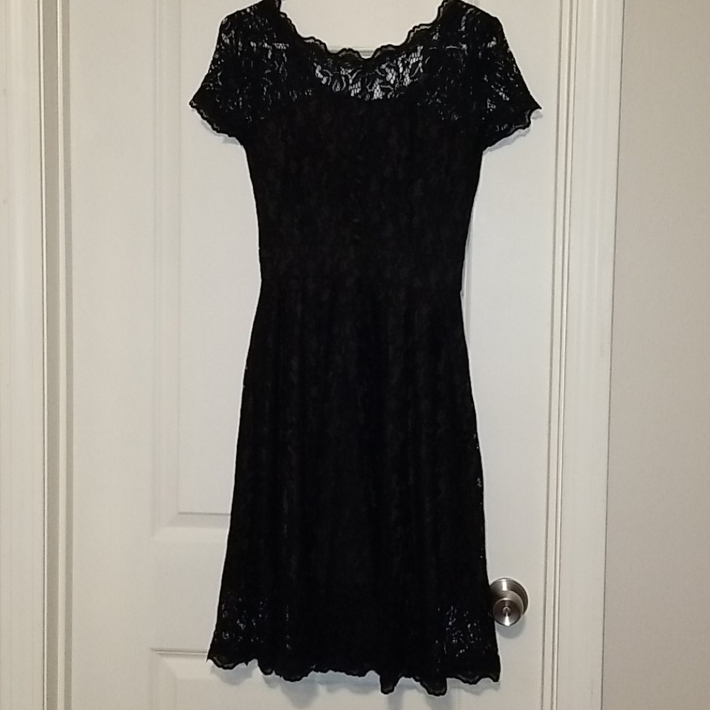 Black lace dress size small never worn